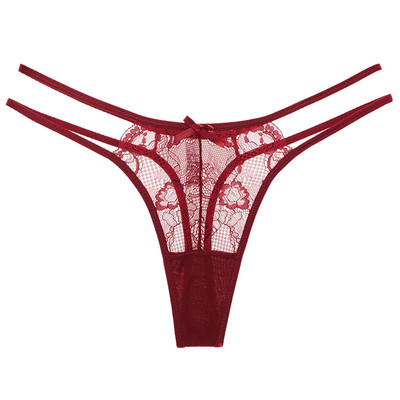 Aktuális női tangák hímzéssel