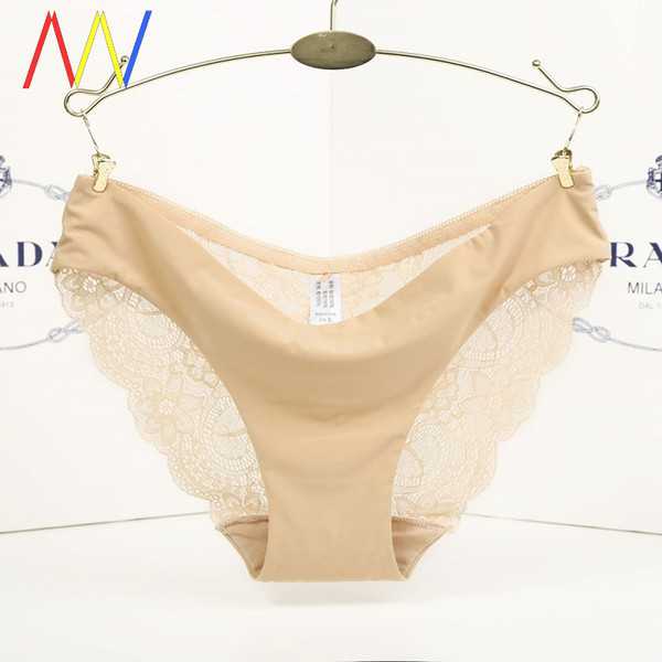 Női alkalmi bikini, hátul csipkével