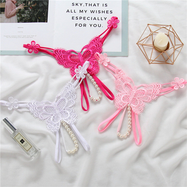 Női tangák hímzéssel és gyöngyökkel