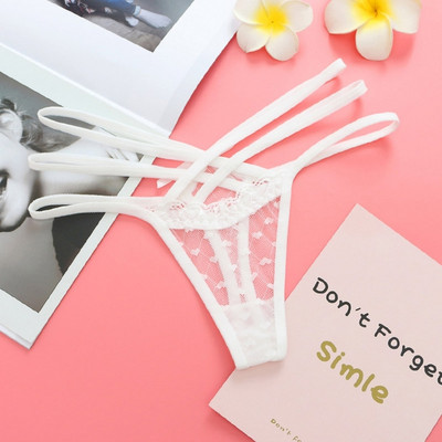 Női csipke tangák vékony pánttal