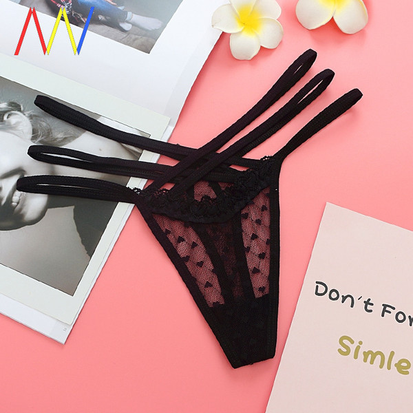 Női csipke tangák vékony pánttal