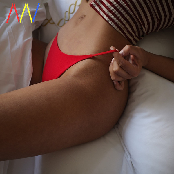 Sieviešu siksnu stipra piegriezuma modelis