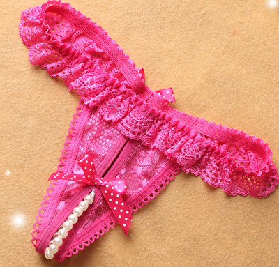 Γυναικεία στρινγκ με κομμένο μέρος και κορδέλα με πέρλες