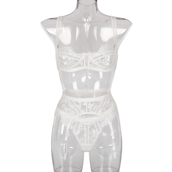 Γυναικεία δαντελένια  σετ από τρία μέρη σε λευκό χρώμα