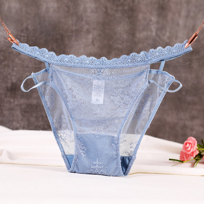 Átlátszó női bikini új modellje