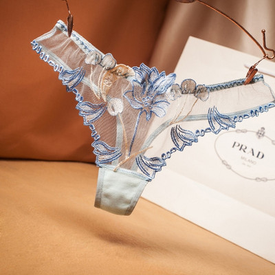 Γυναικεία στρινγκ από τούλι και δαντέλα