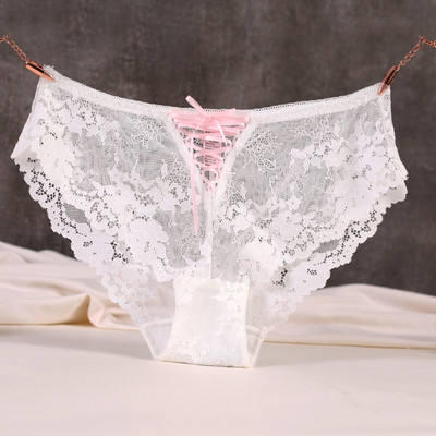 Дантелени дамски бикини с връзки