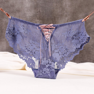 Дантелени дамски бикини с връзки