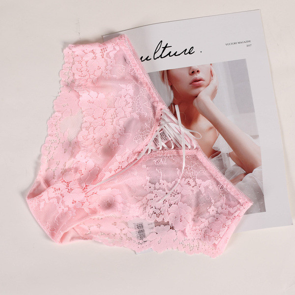 Дантелени дамски бикини с връзки