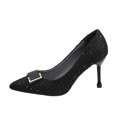 Modern női cipő csattal és sarokkal 8 vagy 6,5 cm