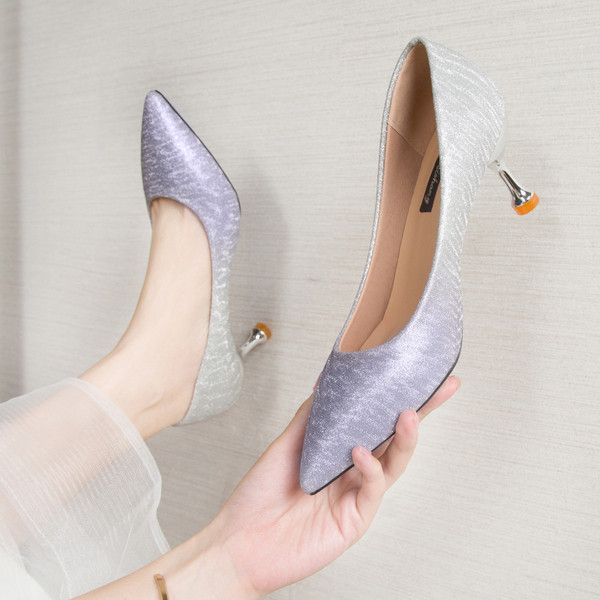 Γυναικεία γυαλιστερά παπούτσια με λεπτό τακούνι-6 cm