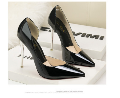 Γυναικεία έκο δερμάτινα παπούτσια με ψηλά τακούνια  από οικολογικό δέρμα