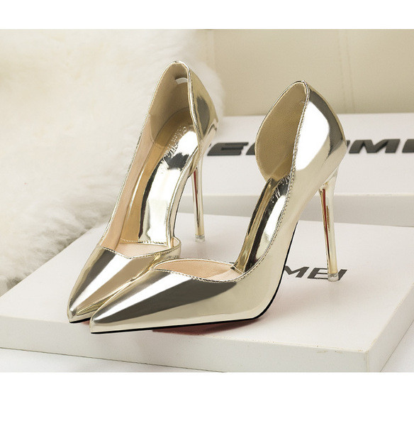 Γυναικεία έκο δερμάτινα παπούτσια με ψηλά τακούνια  από οικολογικό δέρμα