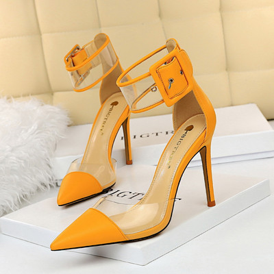 Stílusos női cipő hegyes modell magassarkúval-10 cm