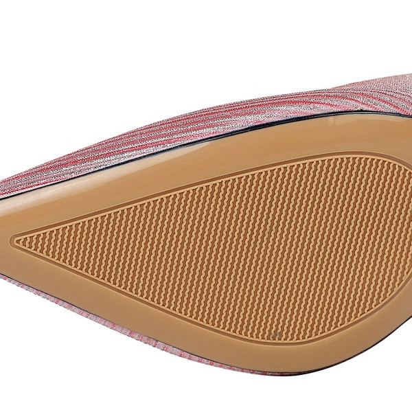 Női cipők irizáló színekben és fényes részecskékben