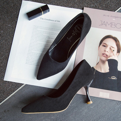 Női cipő öko velúrból, 6 cm-es sarokkal