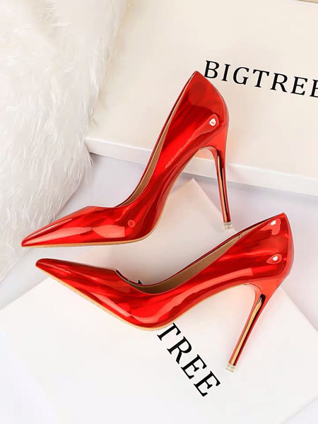 Stílusos női hegyes cipő magas sarkú cipővel - 10,5 cm