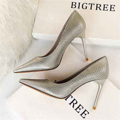 Női bőr cipő magas sarkú-9 cm