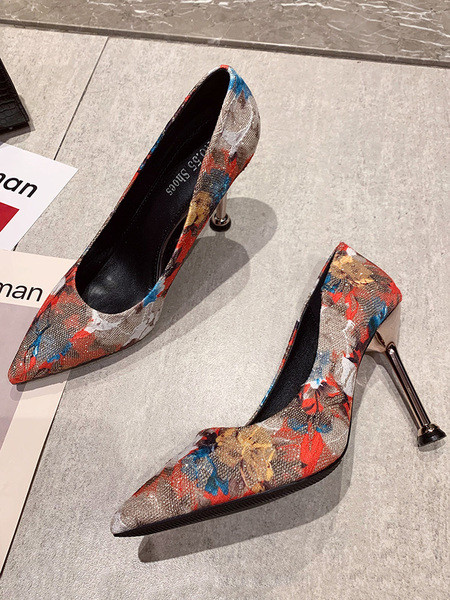 Γυναικεία παπούτσια μοντέρνα με ψηλό τακούνι