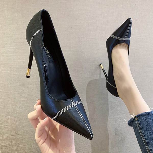 Modern női hegyes cipő 9 cm sarokkal