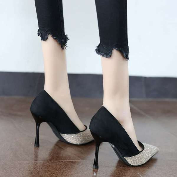 Moderni ženski model cipela na špic s visokom petom-8 cm