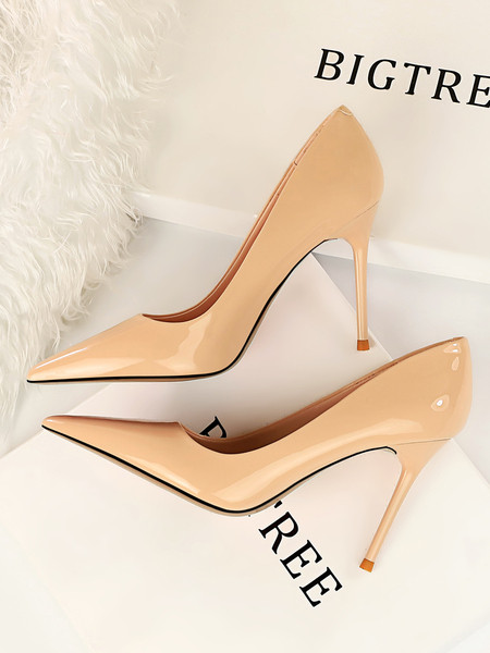 Κομψά γυναικεία παπούτσια από  οικολογικό δέρμα με τακούνι 8,5 cm