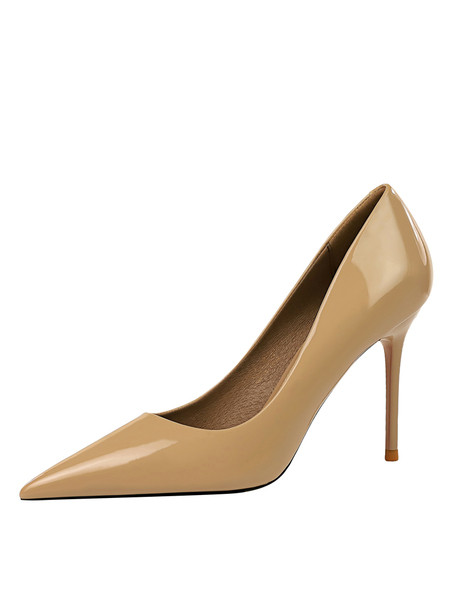 Κομψά γυναικεία παπούτσια από  οικολογικό δέρμα με τακούνι 8,5 cm