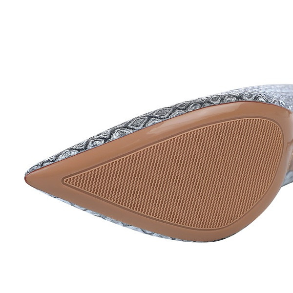 Új modell női stílusos cipő hegyes modell magassarkúval