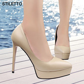 Modern hegyes cipő magas sarkú és platform