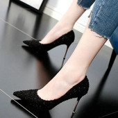 Új modell női hegyes cipő 8,5-ös sarokkal