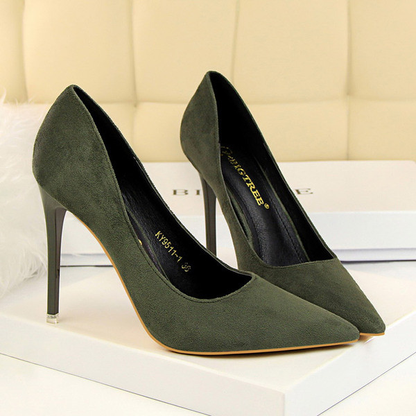 Ženske moderne lakirane cipele model na špic