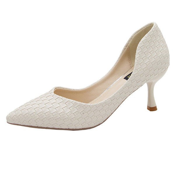 Aktuális női bőrcipő hegyes modell