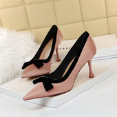 Pantofi de dama actuali cu panglica si toc 8 cm