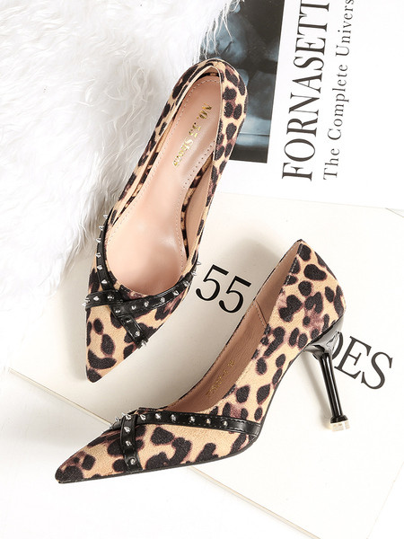 Állatmintás, fém kockás női cipő