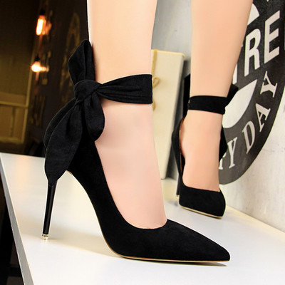 Modern női cipő eco velúr szalaggal