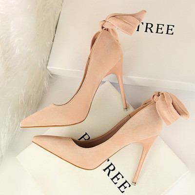 Modern női cipő eco velúr szalaggal