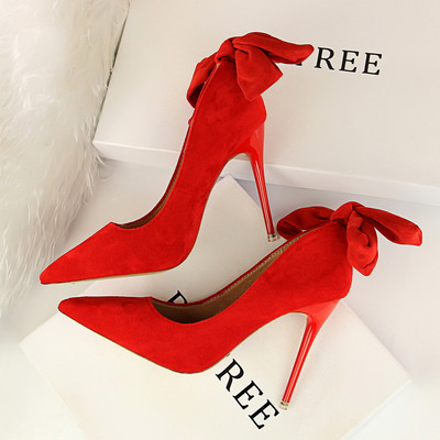 Modern női cipő eco velúr szalaggal