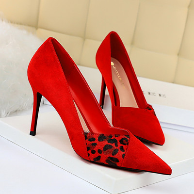 Leopárdmintás női cipő új modellje