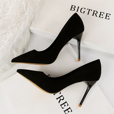 Γυναικεία σουέτ παπούτσια κλασικό μοντέλο με ψηλά τακούνια - μεγάλα μεγέθη