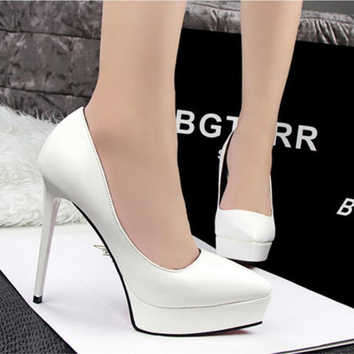 Modern női bőrcipő magas sarkú cipővel - 12 cm