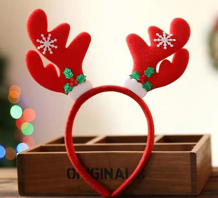 Karácsonyi kiegészítő-koszorú vagy sapka többféle modell