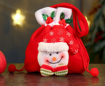 Χριστουγεννιάτικη τσάντα κατάλληλη για δώρο με τρισδιάστατα στοιχεία σε διάφορα μοντέλα