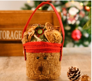 Χριστουγεννιάτικη τσάντα με διάφορα τρισδιάστατα διακοσμητικά σε δύο μοντέλα