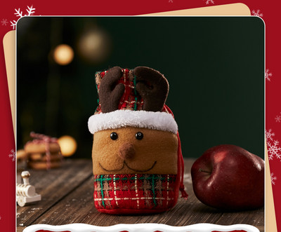 3D-s díszítéssel ellátott, kisméretű karácsonyi ajándéktáska cukorkák tárolására