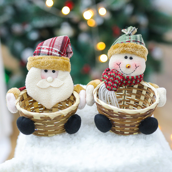 Dekoratív karácsonyi kosár 3D elemmel, többféle modellben