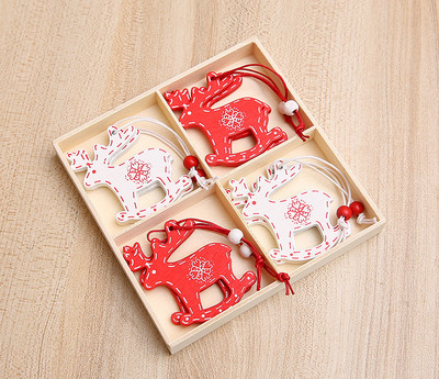 Dekoratīvo rotaļlietu komplekts Ziemassvētku eglītei