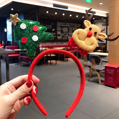 Dekoratív karácsonyi hajkoszorú 3D elemekkel, különböző modellekben