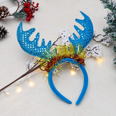 Dekoratív hajkoszorú karácsonyi motívumokkal több modellben