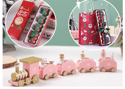 Μικρό ξύλινο τρένο κατάλληλο για Χριστουγεννιάτικη διακόσμηση σε δύο μοντέλα