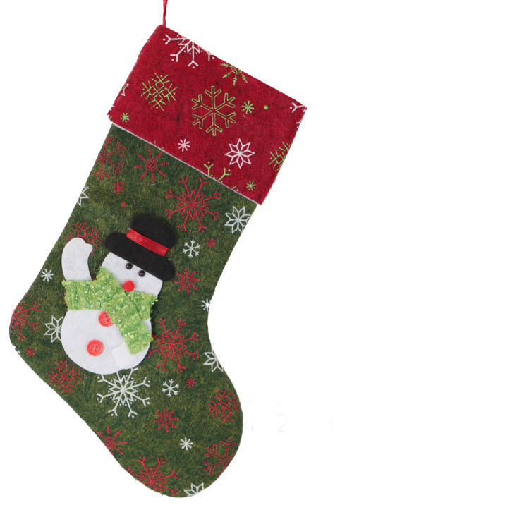 Ukrasna božićna čarapa s raznim aplikacijama
